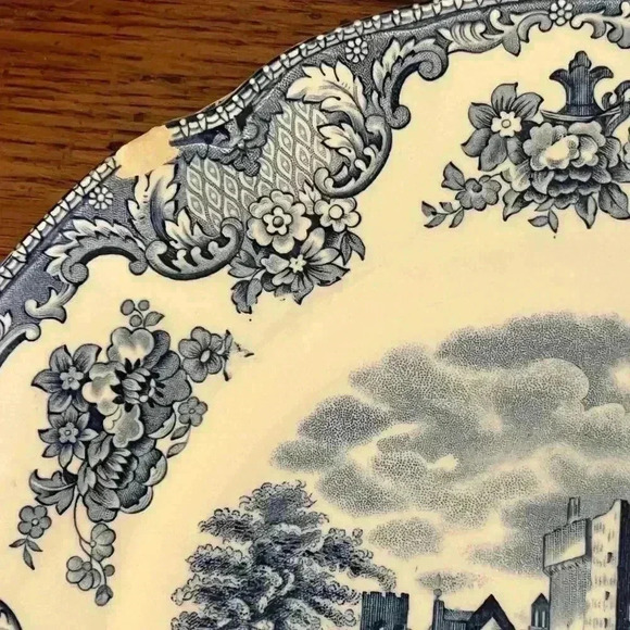 Johnson Brothers Old Britain Castles Blarney Castle 2 two plates with chips - Picture 5 of 9
